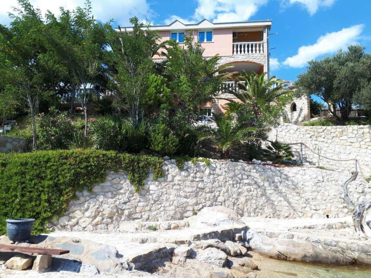 Apartments Horvat On Island Pag วลาชิตชี ภายนอก รูปภาพ