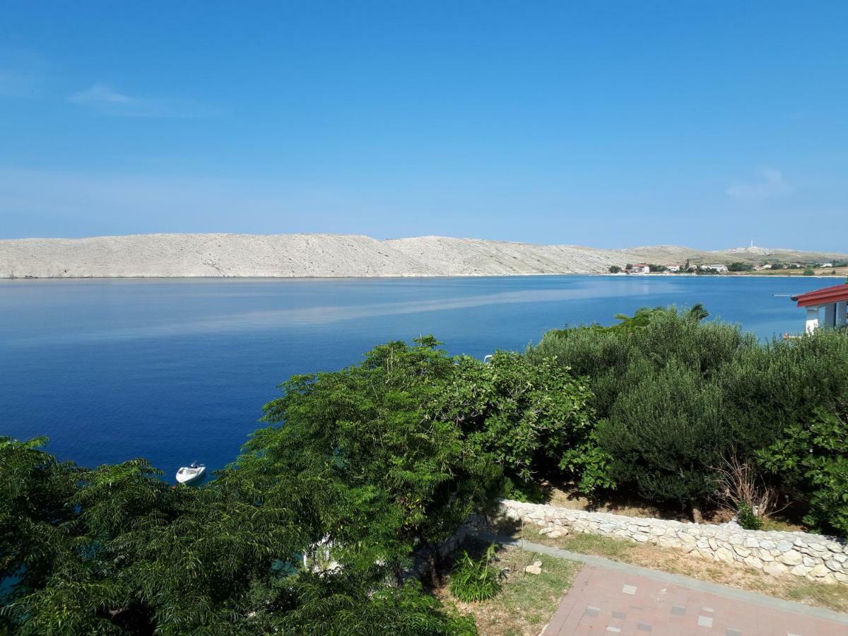 Apartments Horvat On Island Pag วลาชิตชี ภายนอก รูปภาพ