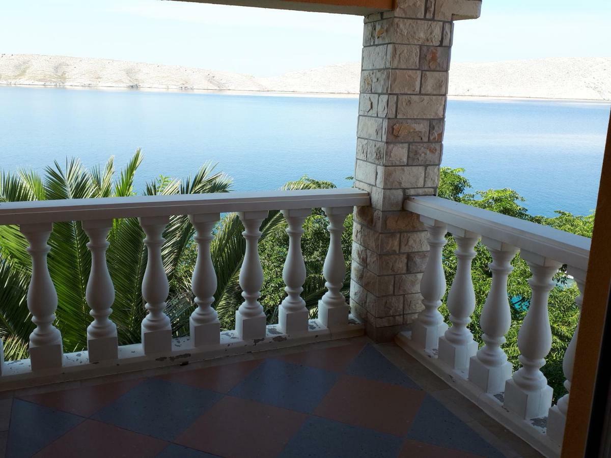 Apartments Horvat On Island Pag วลาชิตชี ภายนอก รูปภาพ
