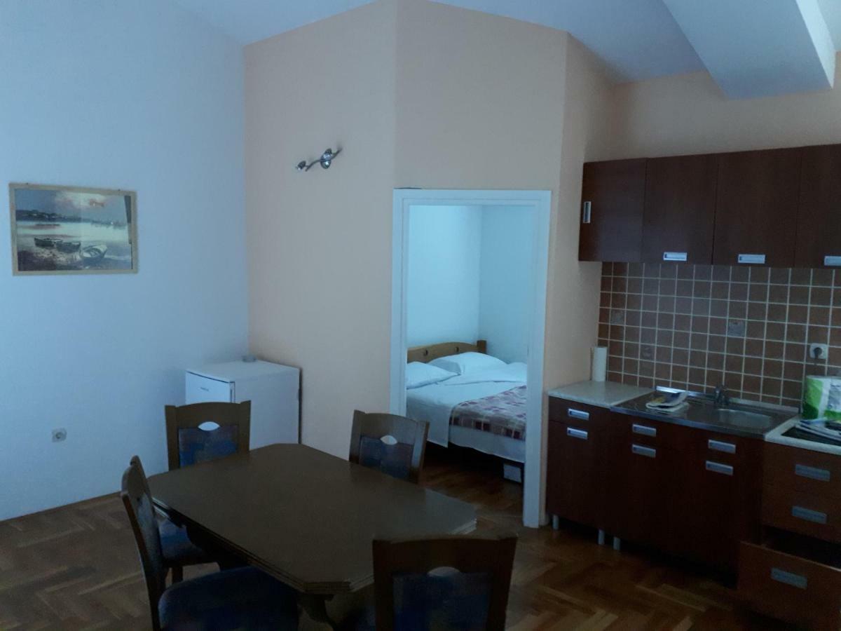 Apartments Horvat On Island Pag วลาชิตชี ภายนอก รูปภาพ